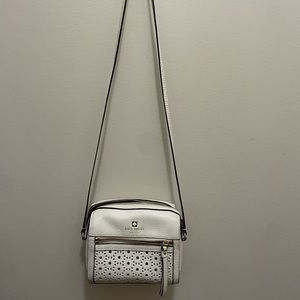 White Kate Spade crossbody bag